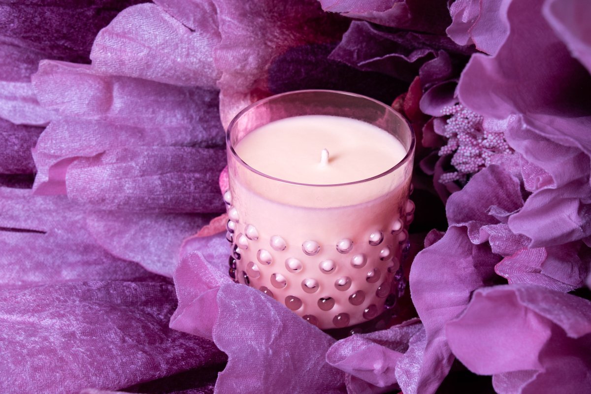 Hobnail Candle Lilac - KLIMCHI