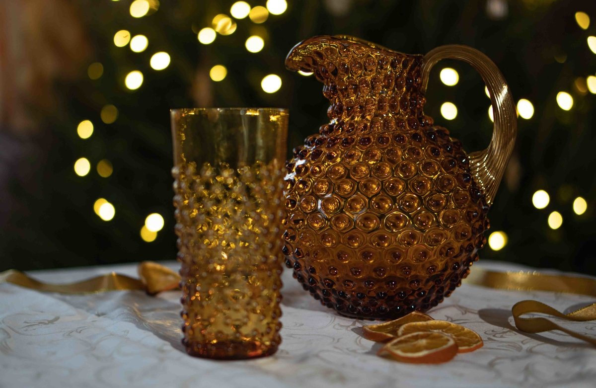 Amber Hobnail Jug with Shiny Gold Handle - KLIMCHI